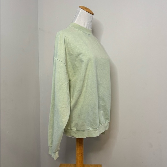 NASTY GAL PASTEL CREWNECK - Picture 3 of 8